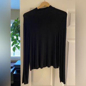 Splendid mock neck long sleeve shirt size M